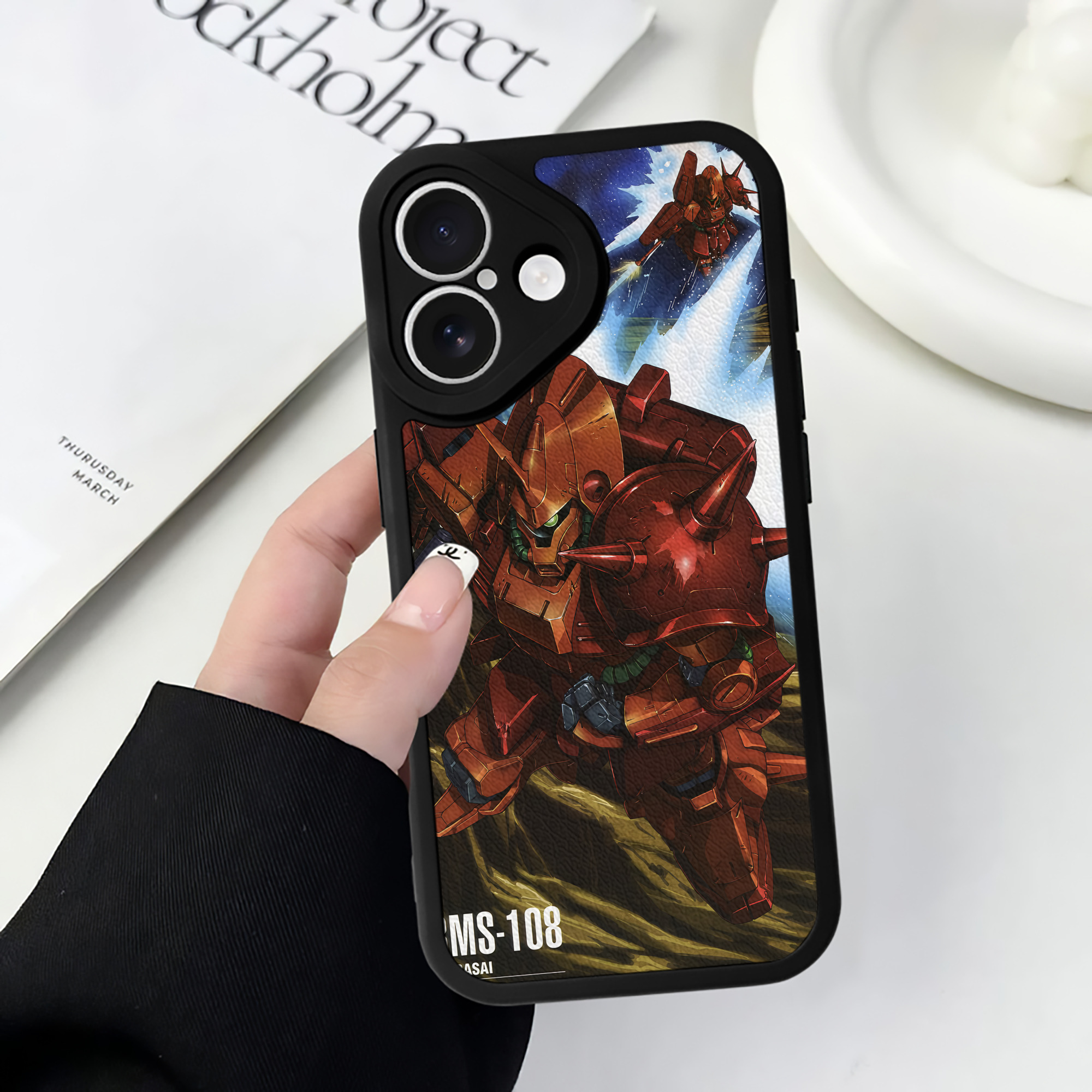 （画像用） 機動戦士ガンダム Mobile Suit Gundam 【iPhone 16シリーズ対応】シリコンスマホケース（レザー調） 材質：シリコン